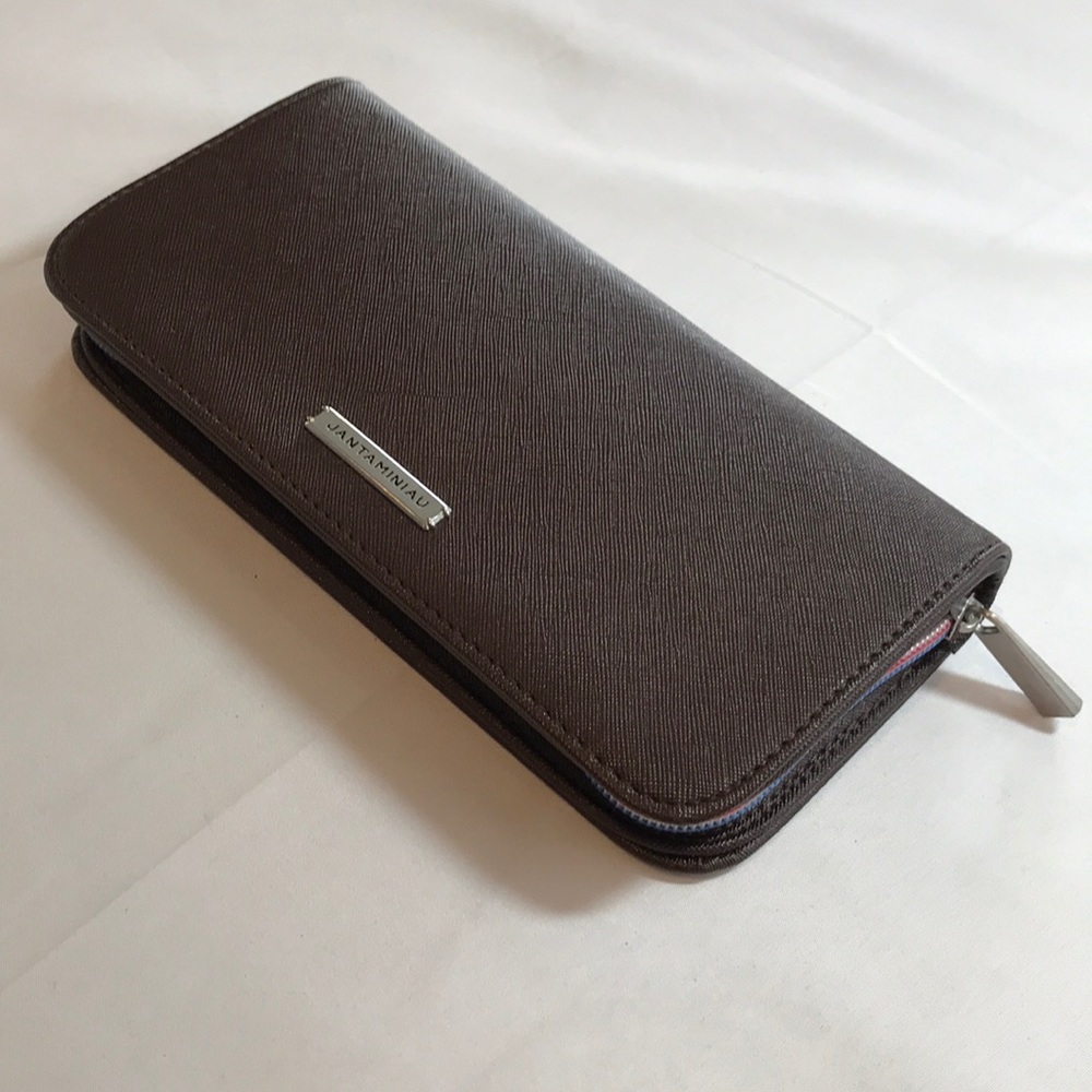 Jantaminiau KLM amenity wallet nwot